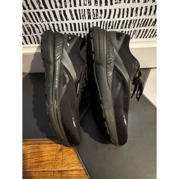 Brooks Adrenaline GTS 23 black 8 2E extra wide running athletic shoes sneakers main image 4